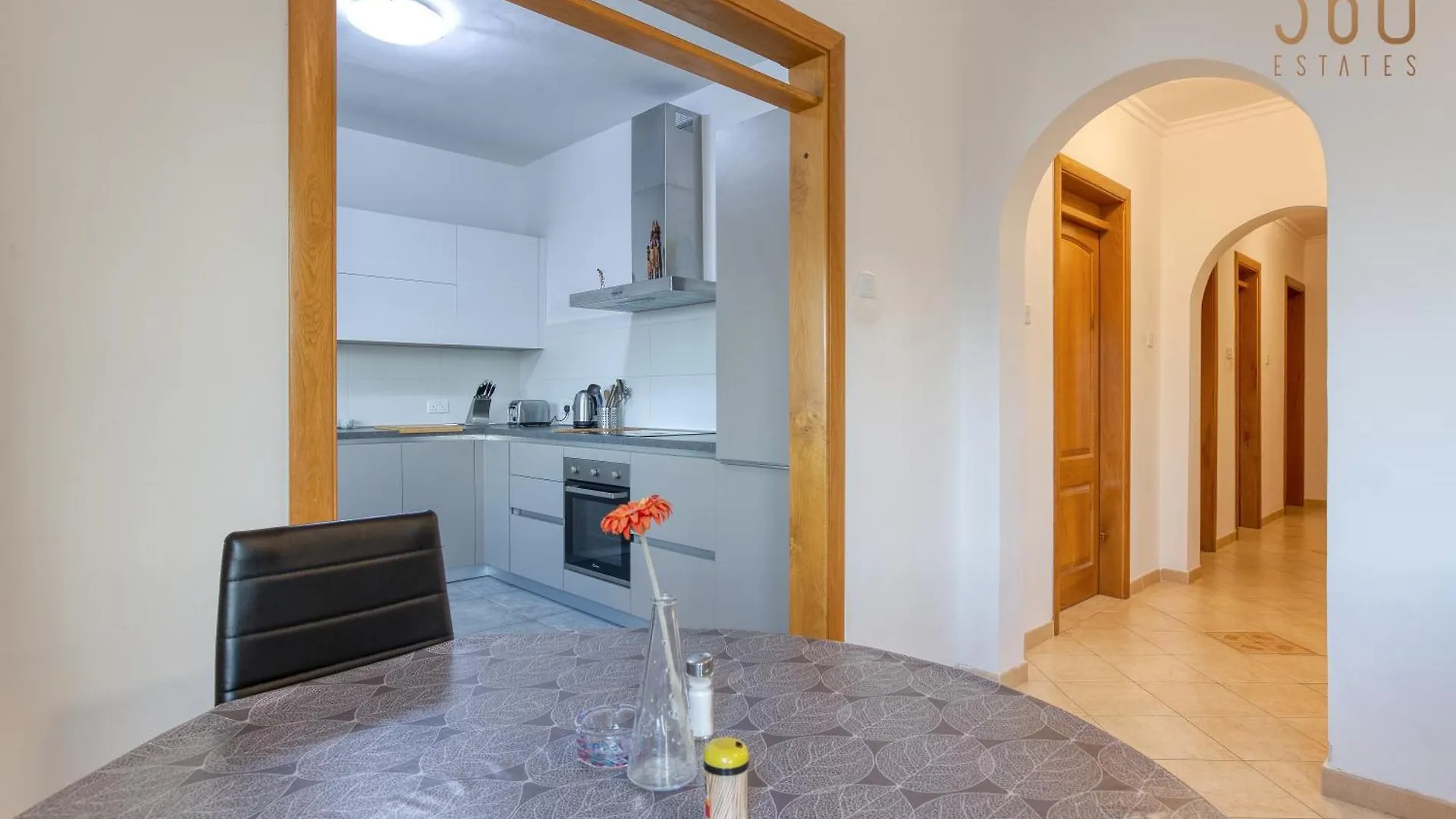Stylish & Cosy 2Br Apt In The Heart Of St' Julians By 360 Estates Saint Julian's 0*,  Malta
