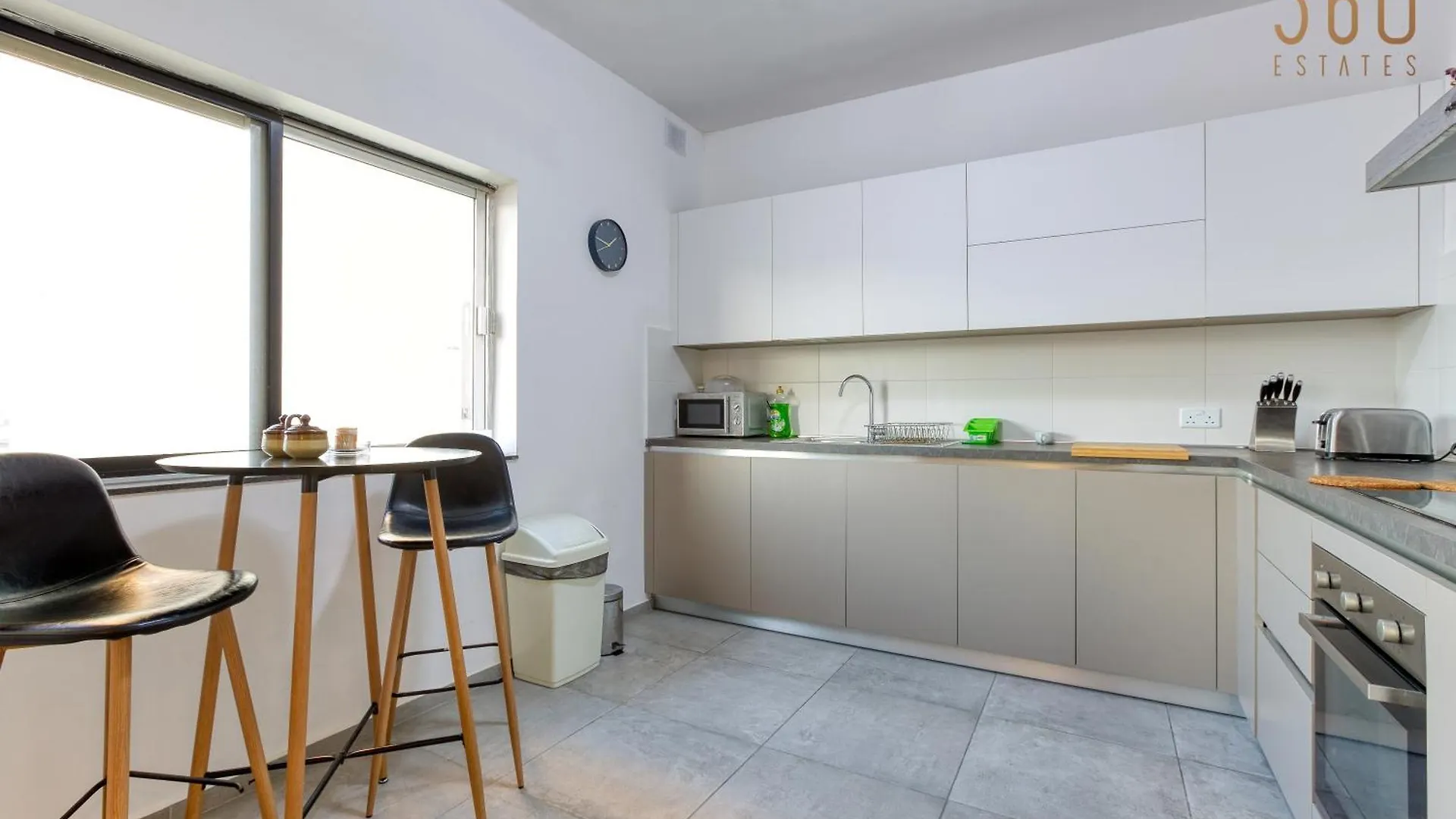Stylish & Cosy 2Br Apt In The Heart Of St' Julians By 360 Estates Saint Julian's